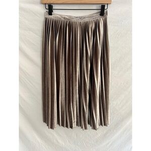 Abercrombie & Fitch Skirt Womens Size XS Purple Velvet Pleated A Line Holiday